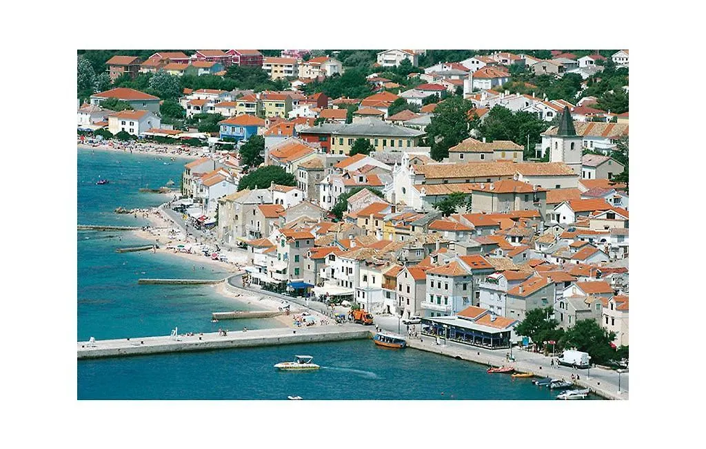Apartment Zarok 2 Baska  Croatia