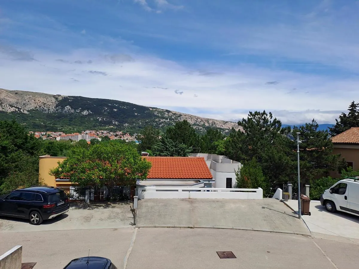 Apartment Zarok 2 Baska  0*, Baska (Krk)