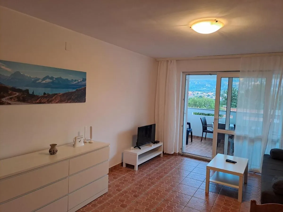 Apartment Zarok 2 Baska   Baska (Krk)